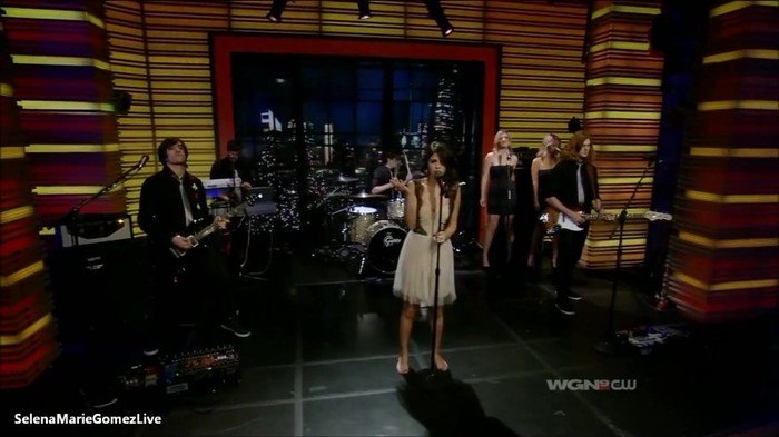 0~_ 049 - Selena Gomez Who Says Live on Regis And Kelly