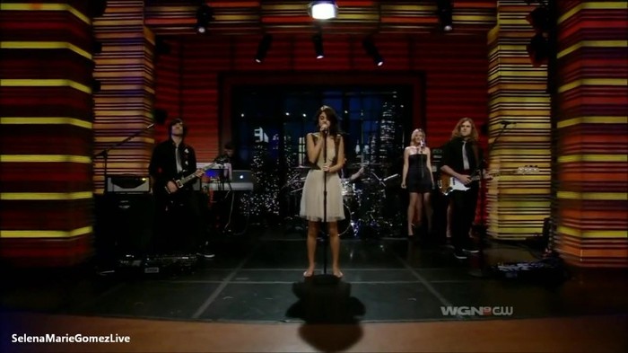 0~_ 060 - Selena Gomez Who Says Live on Regis And Kelly