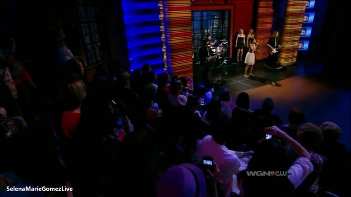 0~_ 174 - Selena Gomez Who Says Live on Regis And Kelly