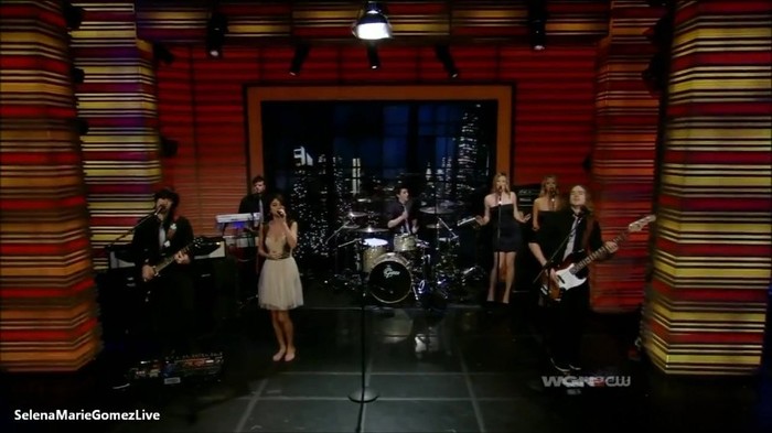 0~_ 330 - Selena Gomez Who Says Live on Regis And Kelly