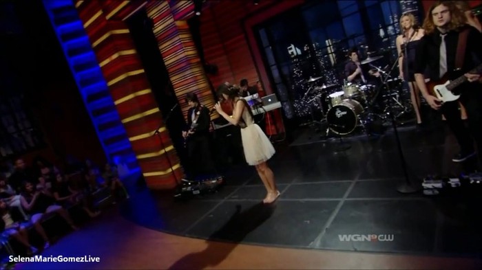 0~_ 372 - Selena Gomez Who Says Live on Regis And Kelly