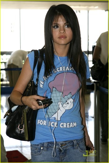 33265908_WMHMSSWUW - selena gomez noi