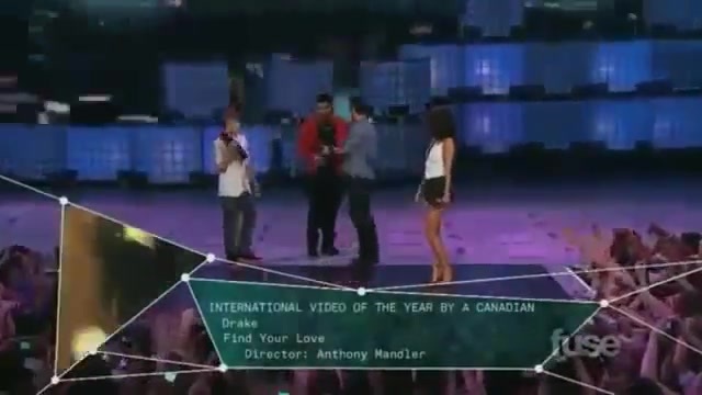02 199 - Flirting with Selena Gomez Justin Bieber at Mmva 2011