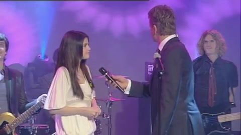 03 110 - Chat Disney teen star Selena Gomez GMTV Naturally