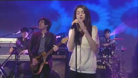 03 236 - Chat Disney teen star Selena Gomez GMTV Naturally