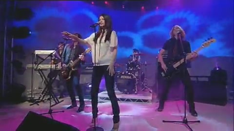 03 262 - Chat Disney teen star Selena Gomez GMTV Naturally