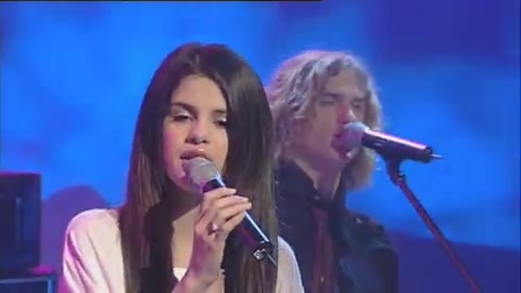 03 274 - Chat Disney teen star Selena Gomez GMTV Naturally