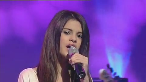 03 286 - Chat Disney teen star Selena Gomez GMTV Naturally
