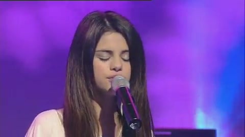 03 291 - Chat Disney teen star Selena Gomez GMTV Naturally