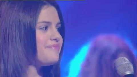 03 321 - Chat Disney teen star Selena Gomez GMTV Naturally
