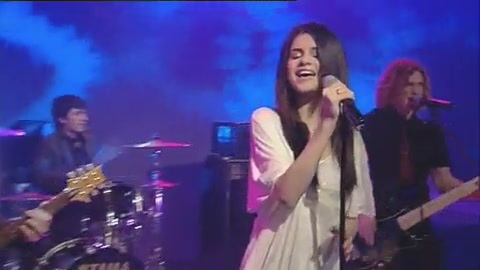 03 339 - Chat Disney teen star Selena Gomez GMTV Naturally
