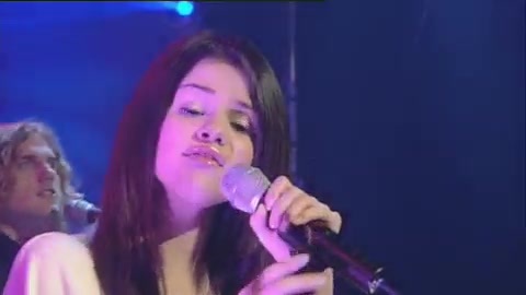 03 343 - Chat Disney teen star Selena Gomez GMTV Naturally