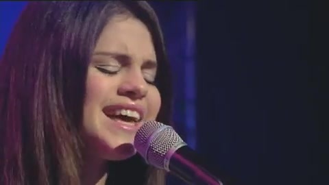 03 351 - Chat Disney teen star Selena Gomez GMTV Naturally