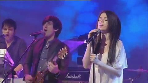 03 384 - Chat Disney teen star Selena Gomez GMTV Naturally