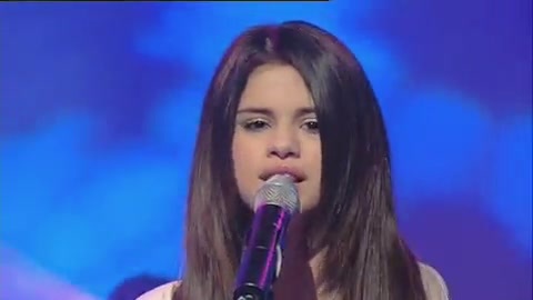 03 447 - Chat Disney teen star Selena Gomez GMTV Naturally