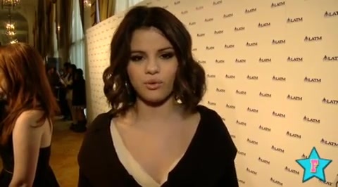 sd 110 - Selena Gomez Misses Demi Lovato