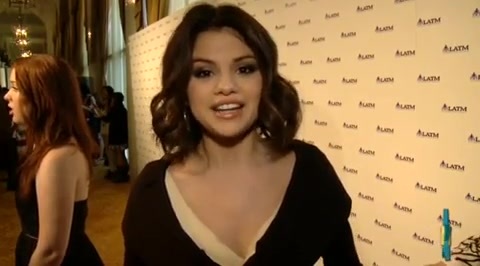 sd 353 - Selena Gomez Misses Demi Lovato