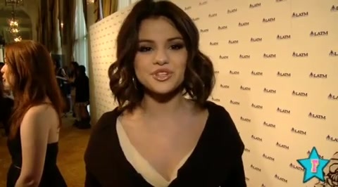 sd 391 - Selena Gomez Misses Demi Lovato