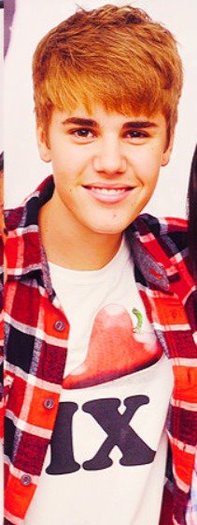 312596_266485340056092_258809174157042_682837_1748493883_n - Justin Bieber 4