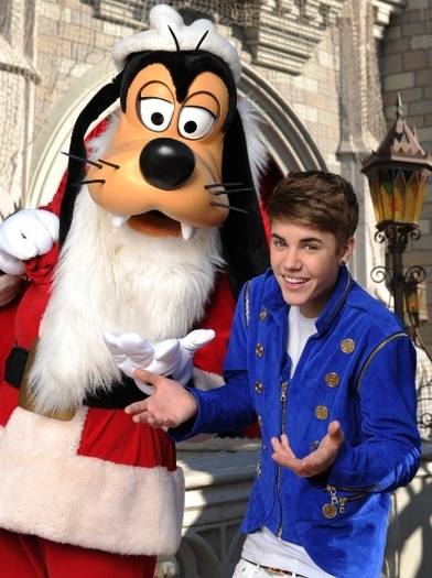 justin-bieber-goofy - Justin Bieber 4