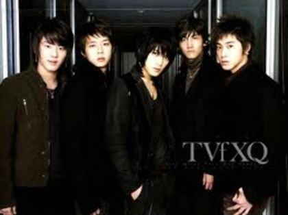 =tvxq&hl=ro&prmd=imvnsl&tbm=isch&tbo=u&source=univ&sa=Xs_YsgbfpPmMBA&ved - sweet- TVXQ -x