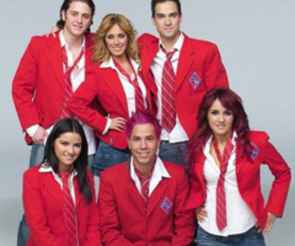 anahi-rebelde-rbd-da-miedo_thumb