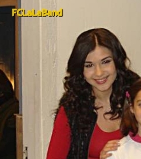 417640_184800331621141_100002735268709_252535_700532909_n - xAlina