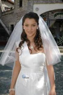 images (38) - Sara Maldonado