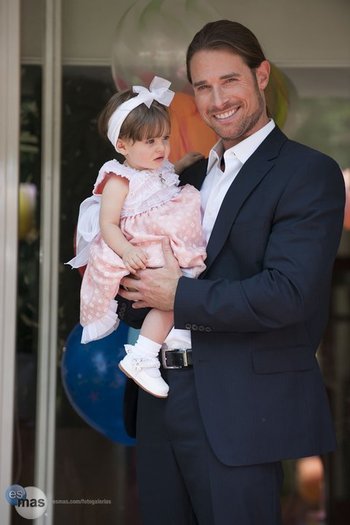 281415_257253434288593_151416974872240_1235653_4183355_n - Sebastian Rulli