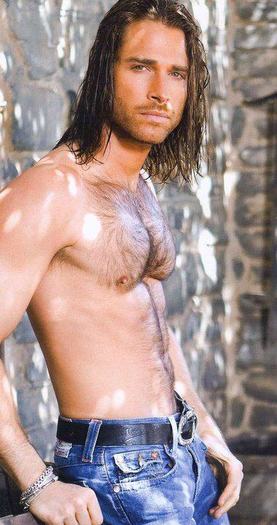 298735_304191482928121_151416974872240_1441687_921025157_n - Sebastian Rulli