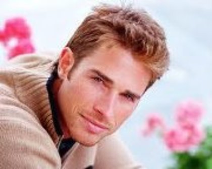 373368_197070910346683_1020991163_n - Sebastian Rulli