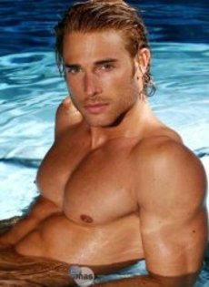 425600_376793482334587_151416974872240_1681324_1331057505_a - Sebastian Rulli