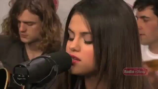 Live Acoustic Performance - Radio Disney - Who says 057