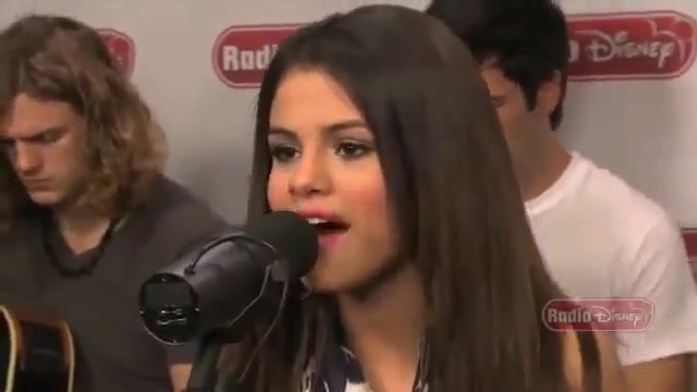 Live Acoustic Performance - Radio Disney - Who says 119