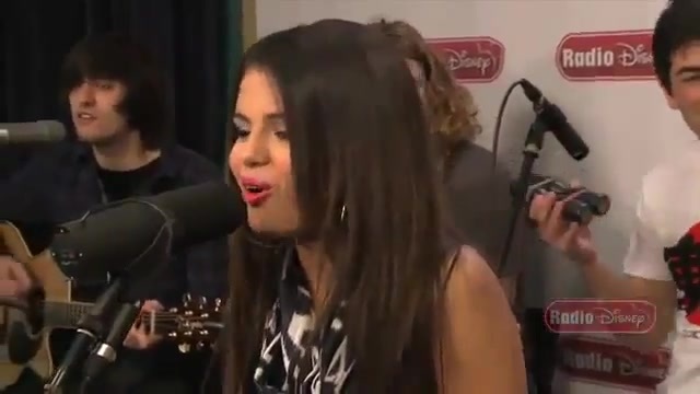 Live Acoustic Performance - Radio Disney - Who says 145
