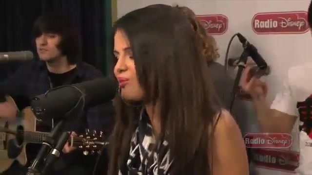 Live Acoustic Performance - Radio Disney - Who says 146