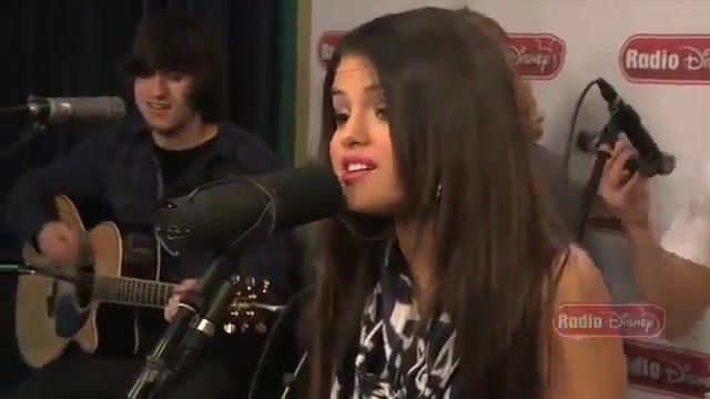 Live Acoustic Performance - Radio Disney - Who says 149