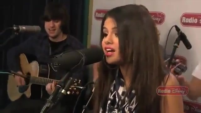 Live Acoustic Performance - Radio Disney - Who says 150