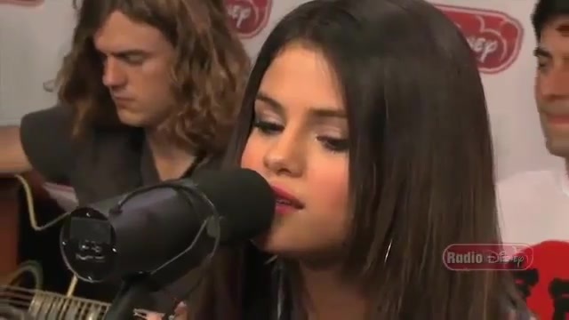Live Acoustic Performance - Radio Disney - Who says 177