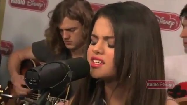 Live Acoustic Performance - Radio Disney - Who says 221