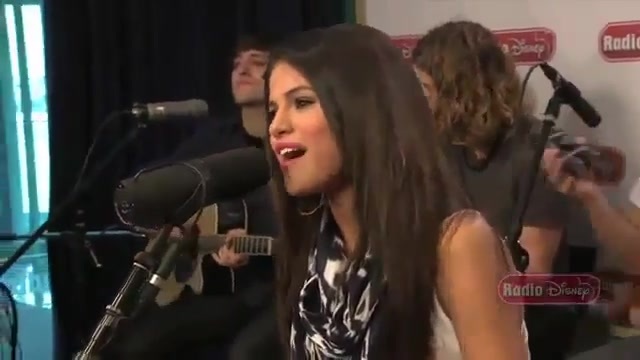 Live Acoustic Performance - Radio Disney - Who says 278