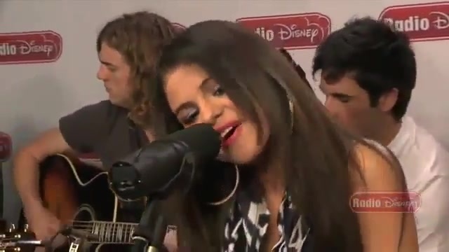 Live Acoustic Performance - Radio Disney - Who says 283