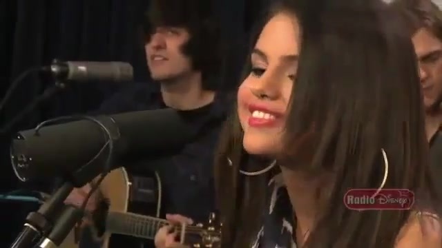 Live Acoustic Performance - Radio Disney - Who says 395 - Live Acoustic Performance - Radio Disney - Who says