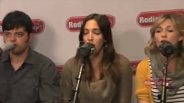 Live Acoustic Performance - Radio Disney - Who says 412