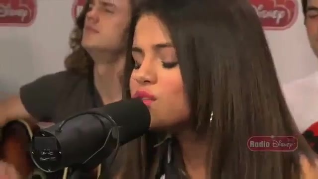 Live Acoustic Performance - Radio Disney - Who says 448