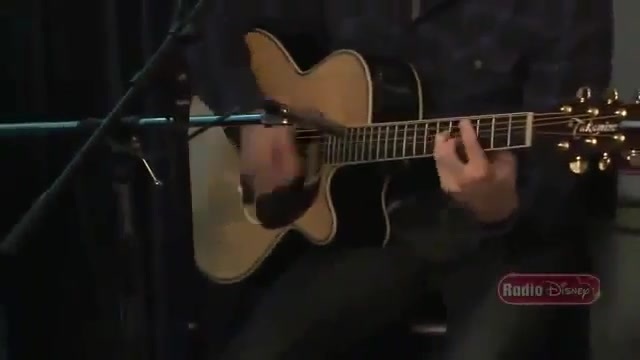 Live Acoustic Performance - Radio Disney - Who says 475