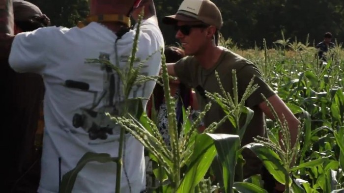 Hit The Lights Behind The Scenes 330 - Hit The Lights Behind The Scenes