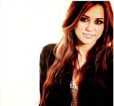 419252_376391602388116_376293525731257_1524781_1839692676_n - miley-cyrus 1
