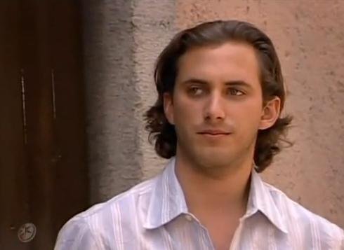 25112_114670165230393_104758892888187_137099_8083818_n - Sebastian Zurita