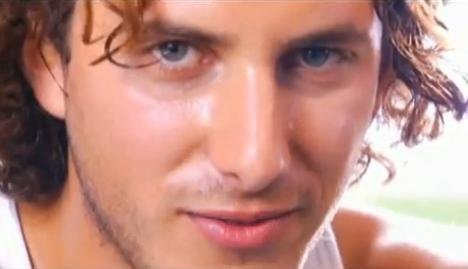 25112_114670648563678_104758892888187_137107_3333353_n - Sebastian Zurita